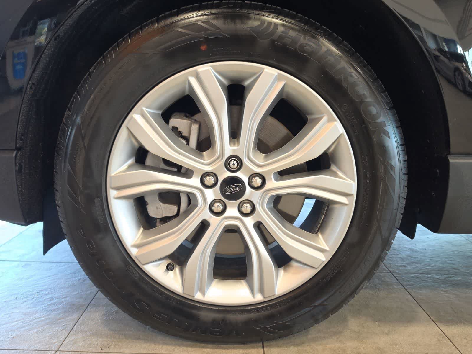 Used 2024 Ford Edge Titanium AWD/4WD image 13