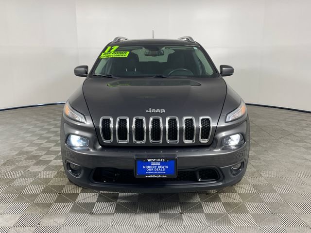 Used 2017 Jeep Cherokee Latitude w/ Comfort/Convenience Group image 28