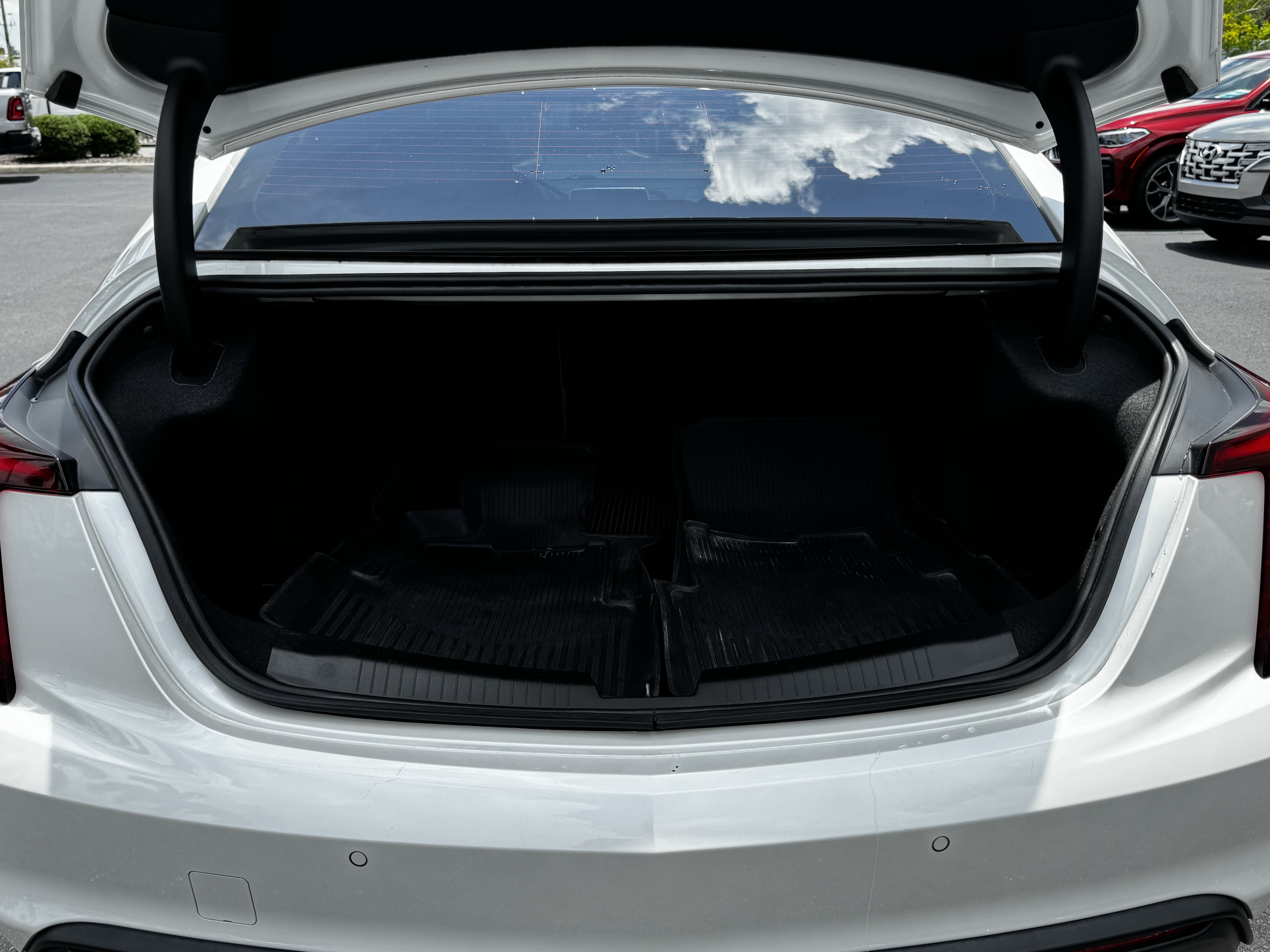 Used 2024 Cadillac CT5 Luxury RWD image 11