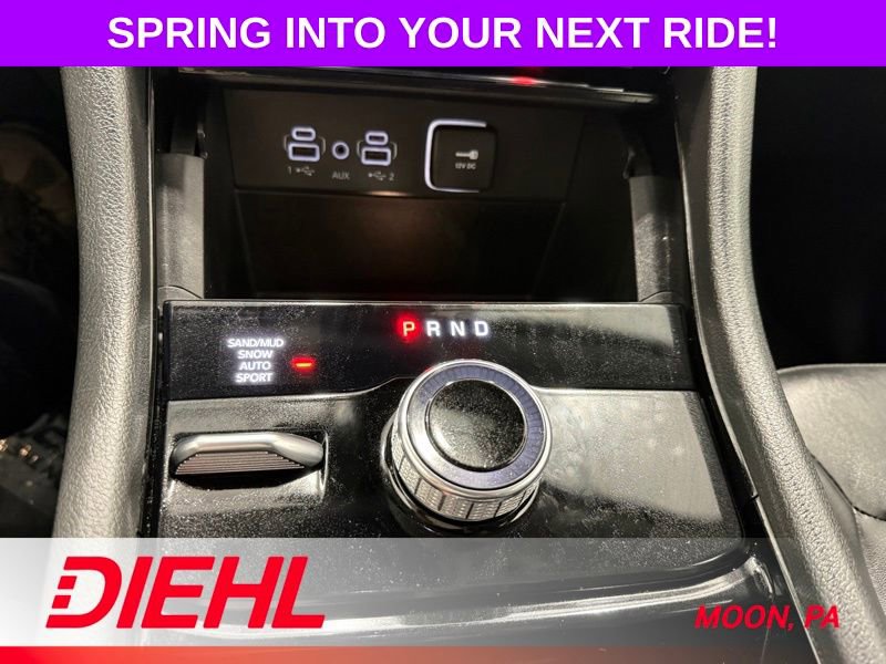 Certified 2023 Jeep Grand Cherokee L Limited w/ Black Appearance Package image 38