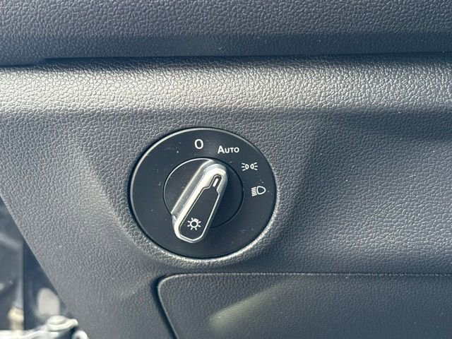 Used 2022 Volkswagen Jetta Sport image 28