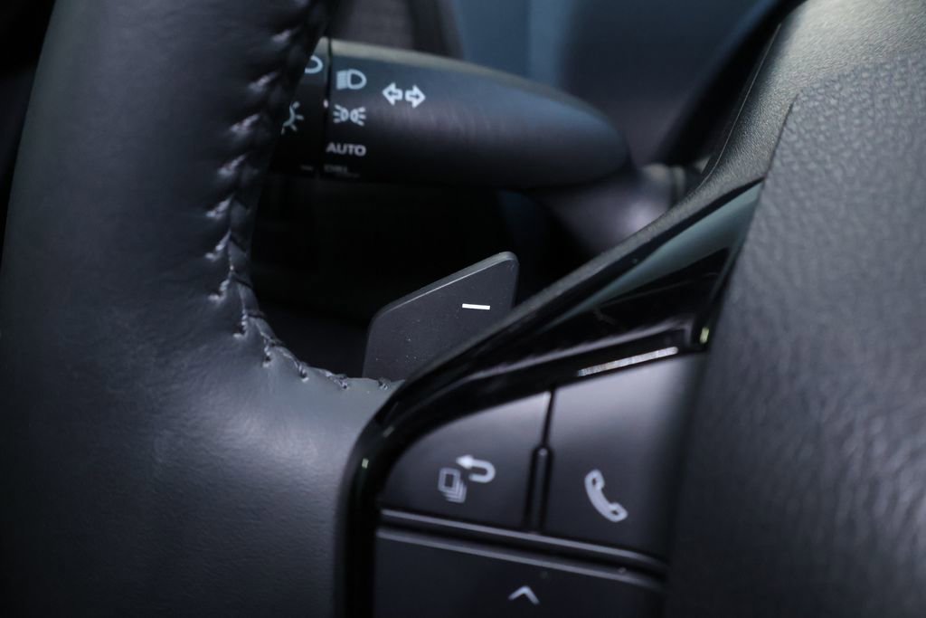 Used 2024 Subaru Solterra Premium image 23