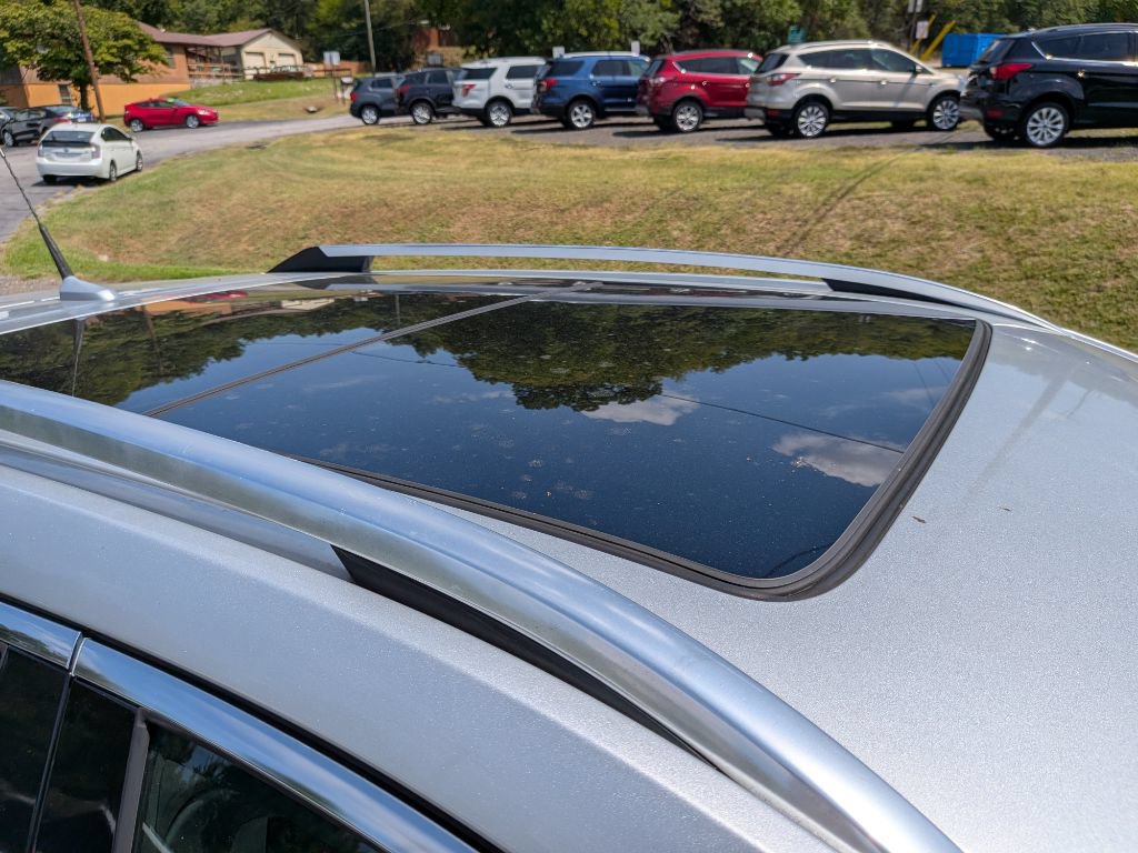 Used 2013 Cadillac SRX Luxury FWD image 5