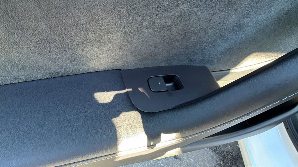 Used 2023 Tesla Model 3 Standard Range image 14