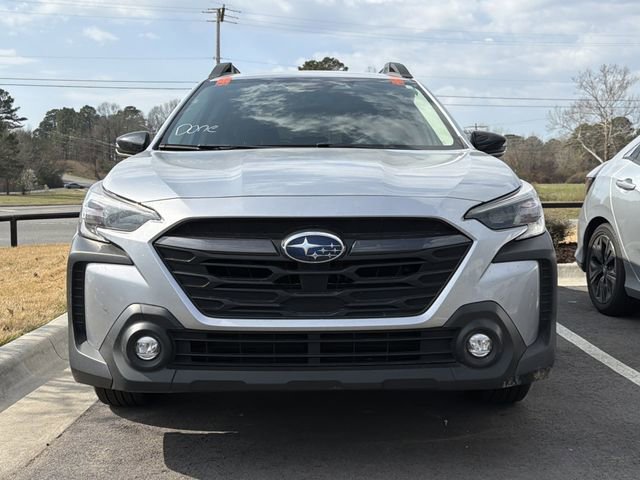 Used 2025 Subaru Outback Premium image 2