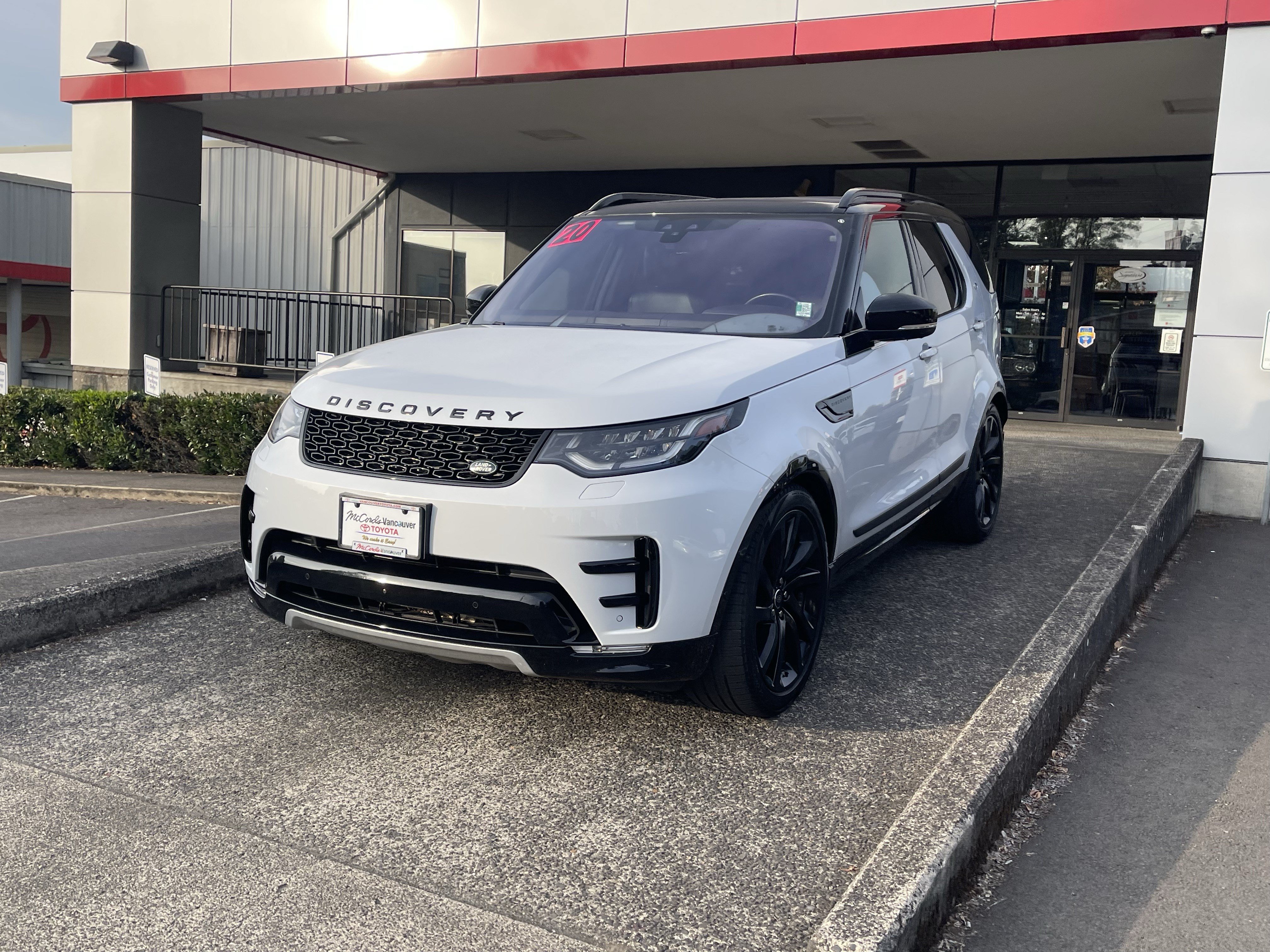 Used 2020 Land Rover Discovery HSE Luxury AWD/4WD image 3