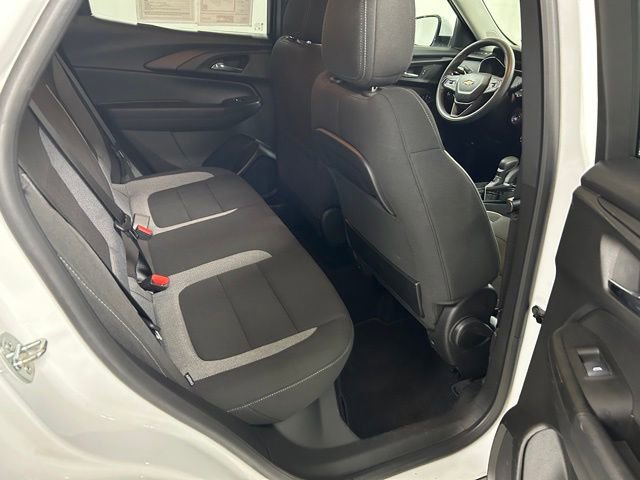 Used 2023 Chevrolet TrailBlazer LT w/ Convenience Package image 14