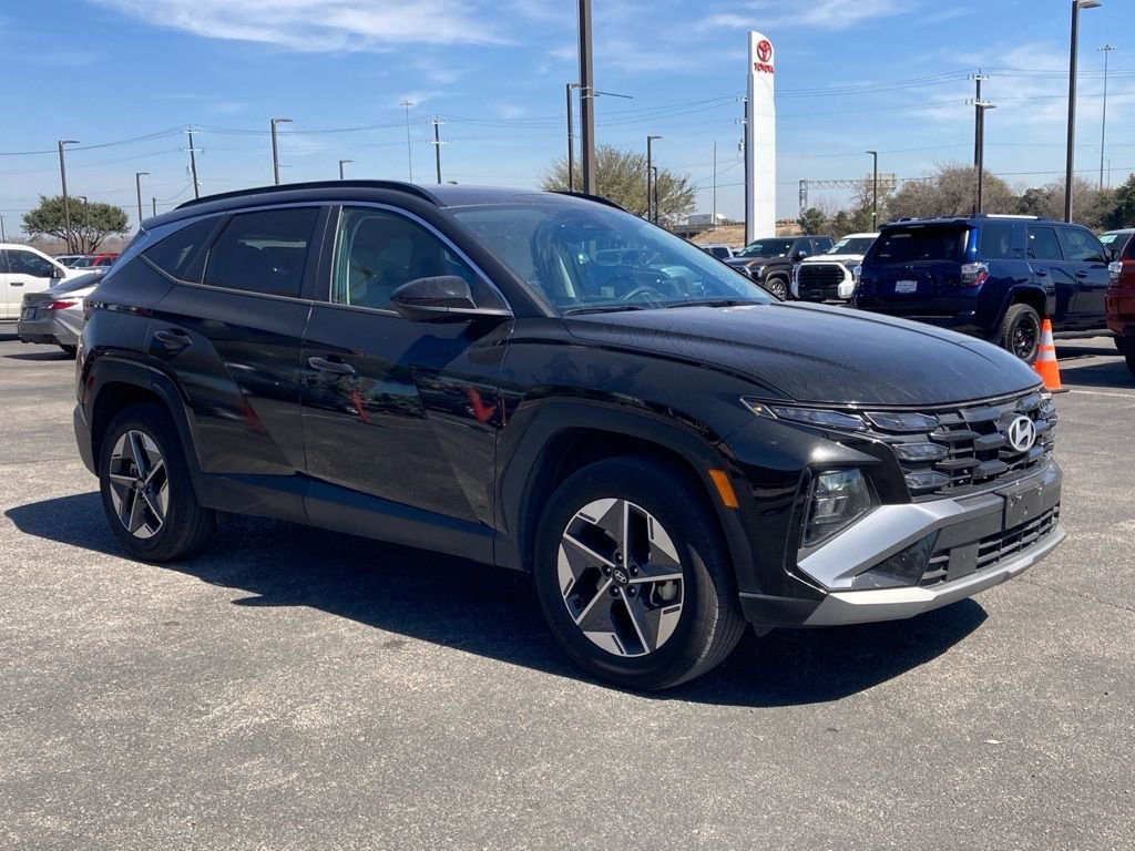 Used 2025 Hyundai Tucson SEL image 2