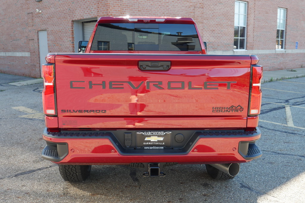 New 2026 Chevrolet Silverado 3500 High Country w/ High Country Premium Package AWD/4WD image 9