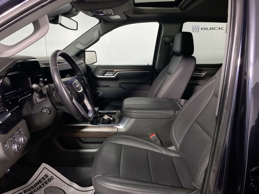 Certified 2023 GMC Sierra 1500 SLT image 11