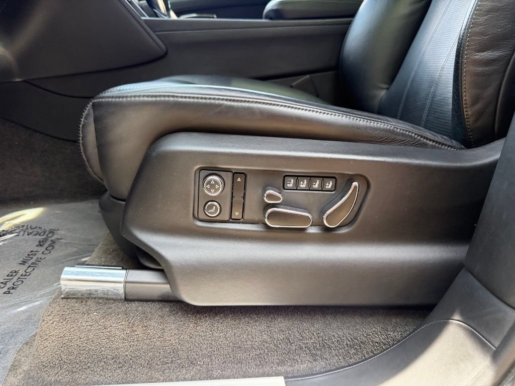 Used 2019 Bentley Bentayga AWD/4WD image 27