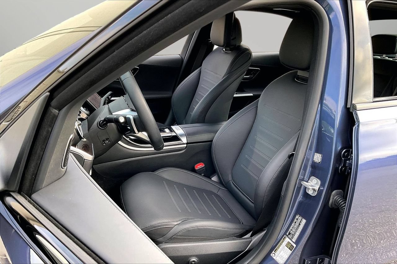 Used 2024 Mercedes-Benz C 300 4MATIC Sedan image 22
