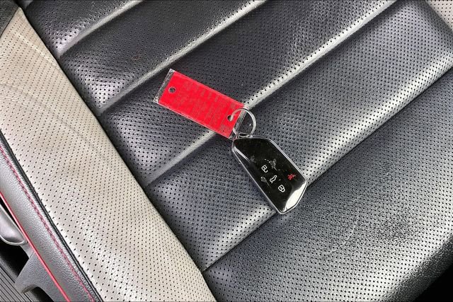 Used 2022 Volkswagen GTI Autobahn image 12