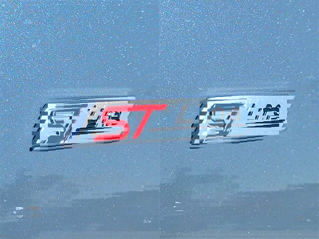 New 2025 Ford Escape ST-Line w/ Equipment Group 301A image 18