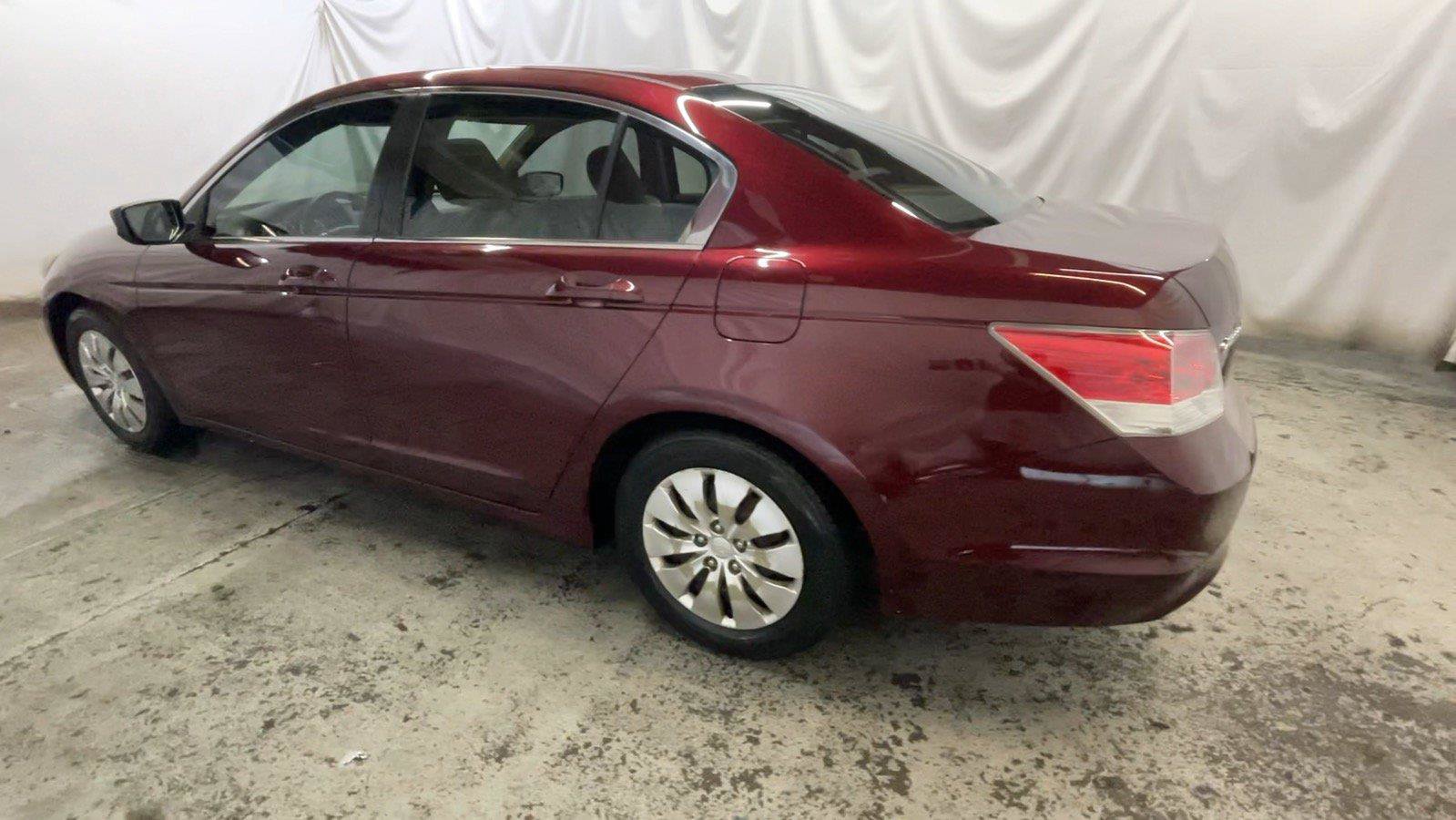 Used 2010 Honda Accord LX image 12