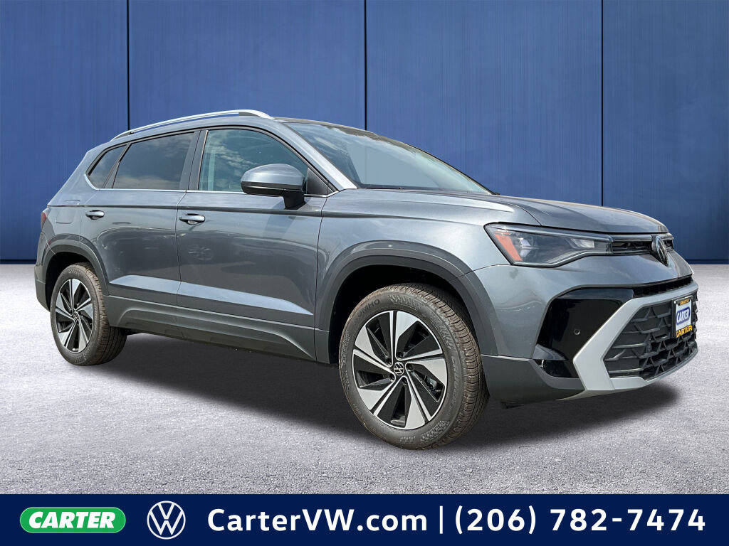 New 2025 Volkswagen Taos SE image 1