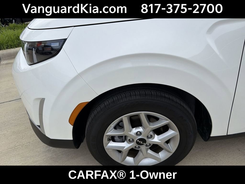 Certified 2025 Kia Soul LX image 21