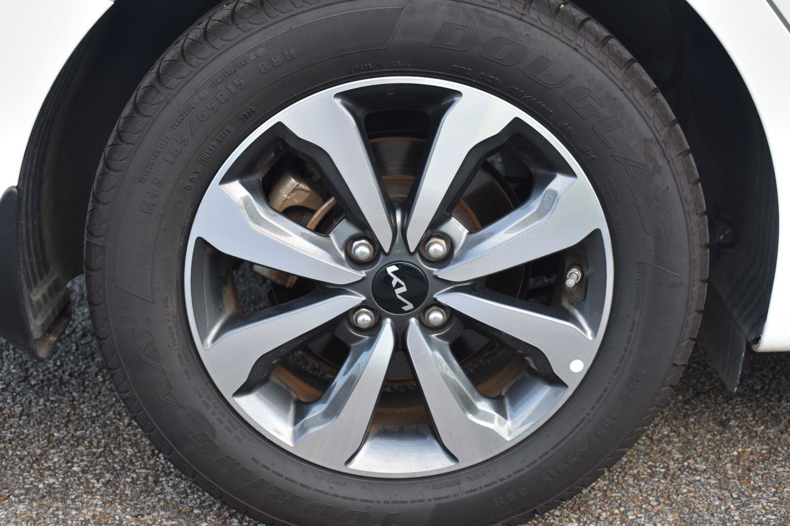 Used 2023 Kia Rio S w/ Technology Package FWD image 11