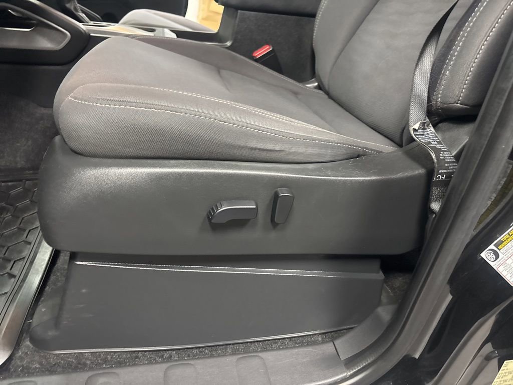 Used 2022 Nissan Frontier SV image 21