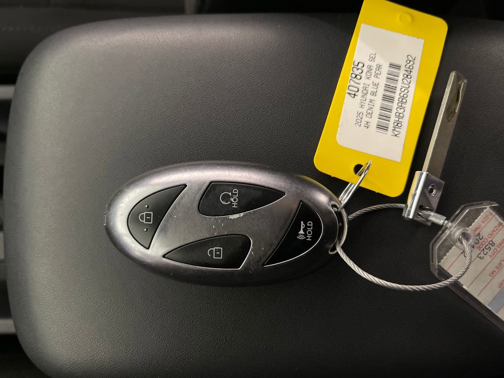 Certified 2025 Hyundai Kona SEL FWD image 26