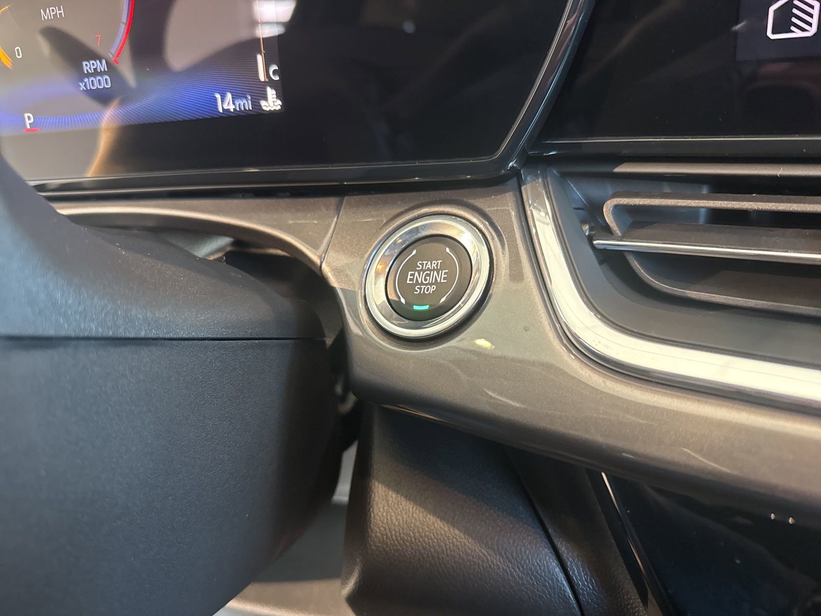 New 2026 Chevrolet Trax ACTIV w/ Driver Confidence Package image 28