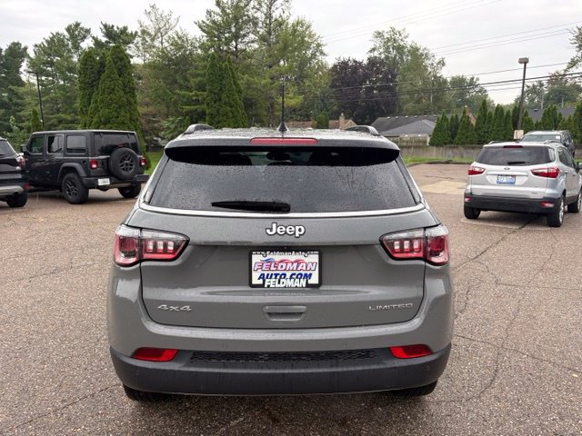 Used 2024 Jeep Compass Limited AWD/4WD image 4