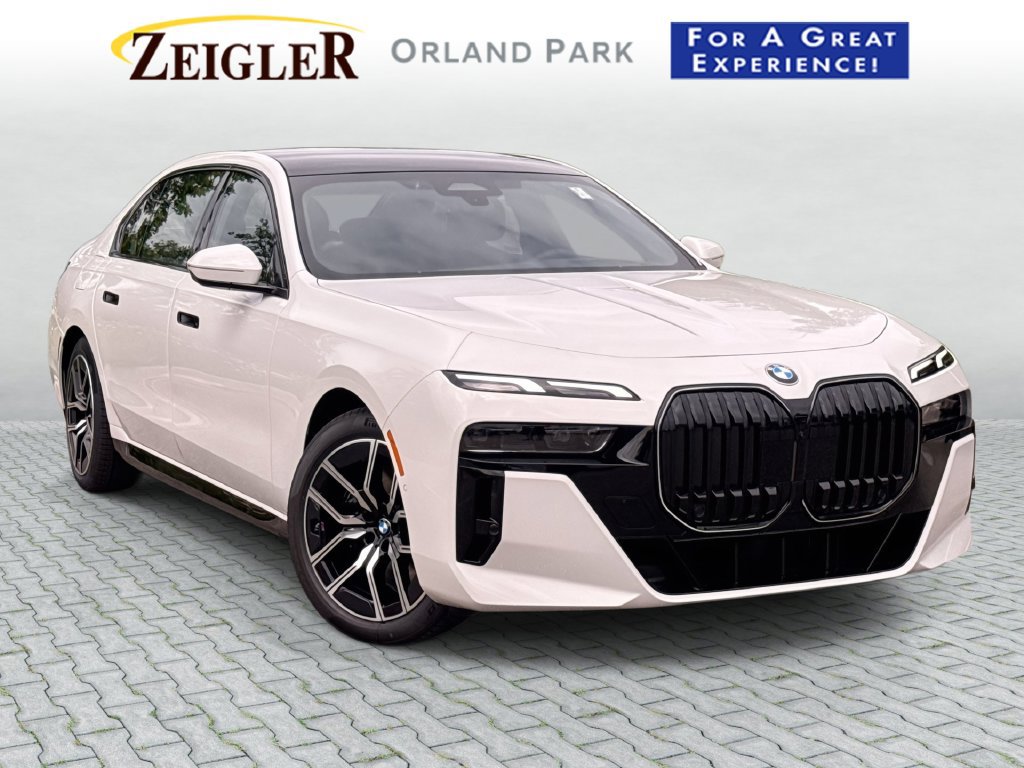 Used 2026 BMW 760i xDrive w/ Premium Package