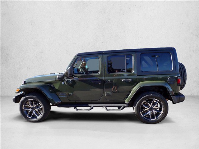 Used 2024 Jeep Wrangler Unlimited w/ Convenience Group AWD/4WD image 2