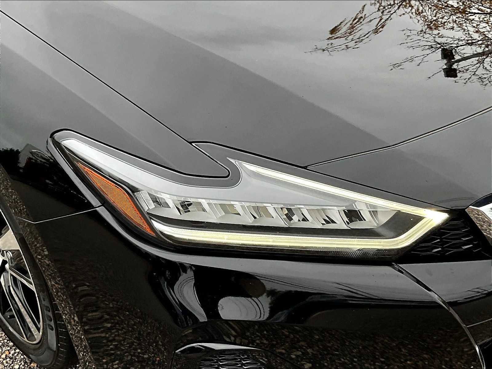 Certified 2023 Nissan Maxima SV w/ Floor Mat Group image 31