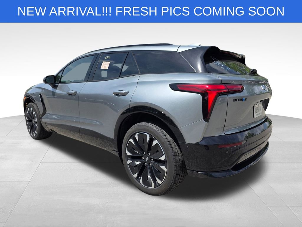 Used 2025 Chevrolet Blazer EV RS image 5
