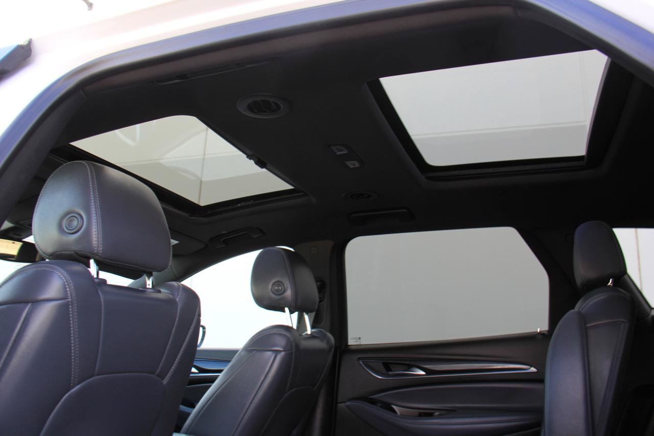 Used 2024 Buick Enclave Essence FWD image 27