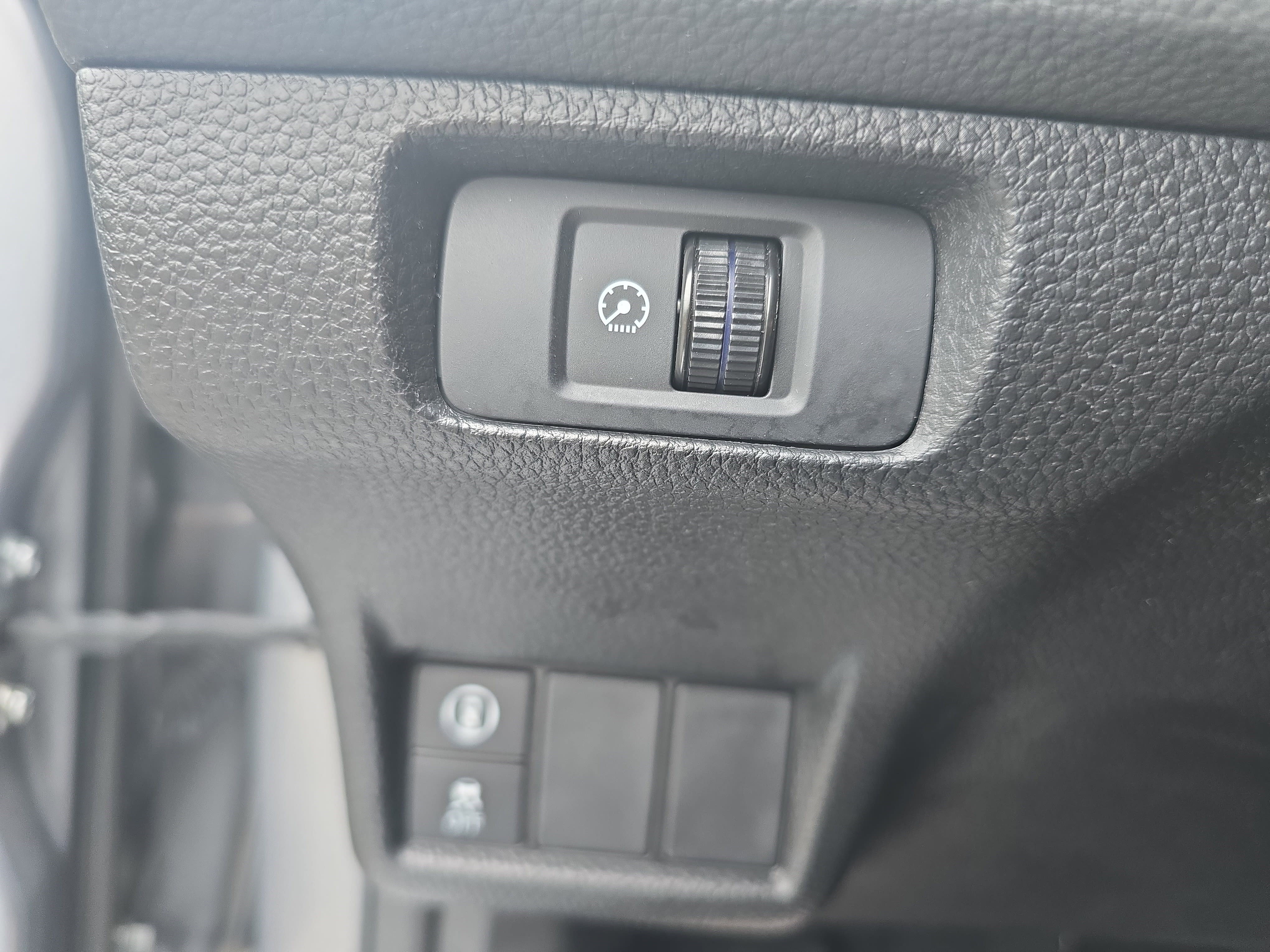 Used 2023 Honda Civic EX-L image 24