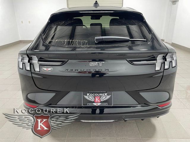 New 2025 Ford Mustang Mach-E GT image 5