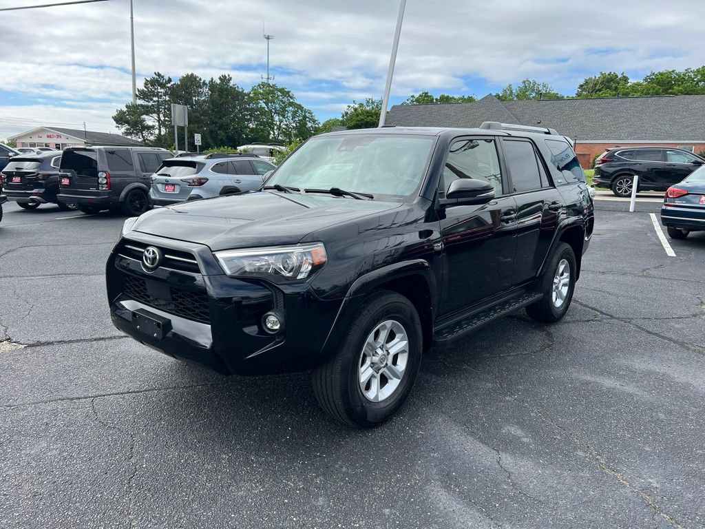 Used 2021 Toyota 4Runner SR5 Premium AWD/4WD image 2