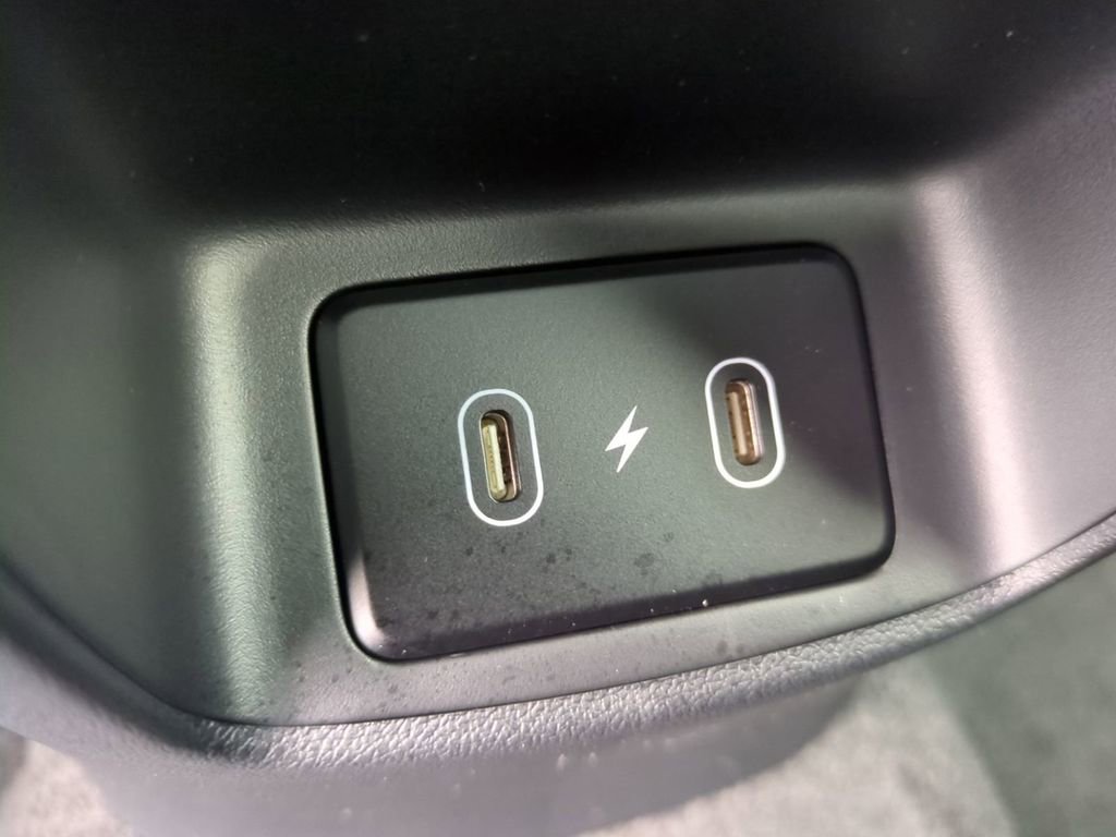 New 2026 Hyundai Elantra Sport w/ Cargo Package image 15