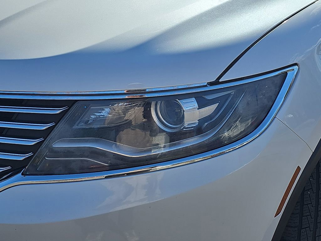 Used 2016 Lincoln MKX Reserve w/ Climate Package image 38
