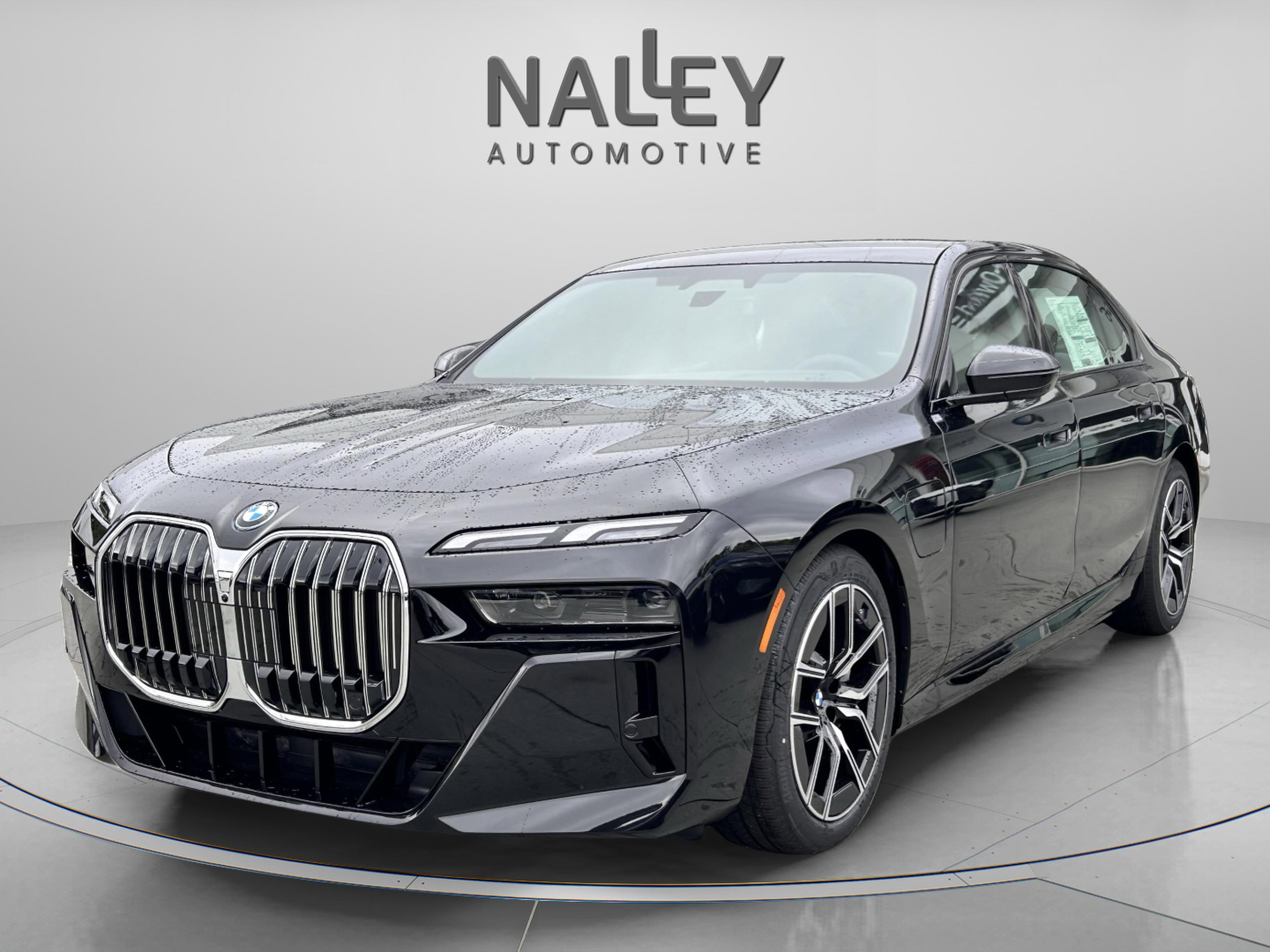New 2026 BMW 750e xDrive