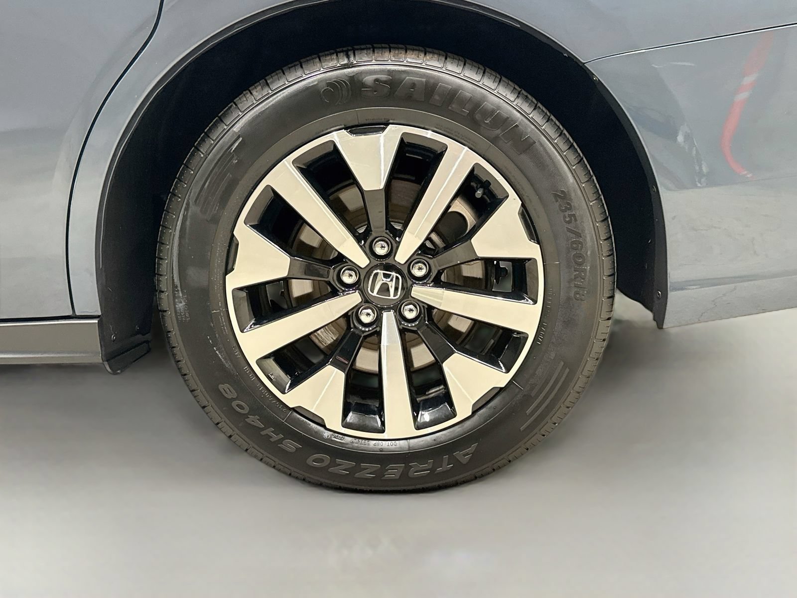 Used 2025 Honda Odyssey EX-L image 34