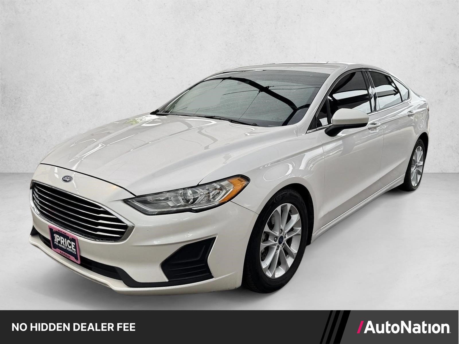 Used 2020 Ford Fusion SE FWD image 1