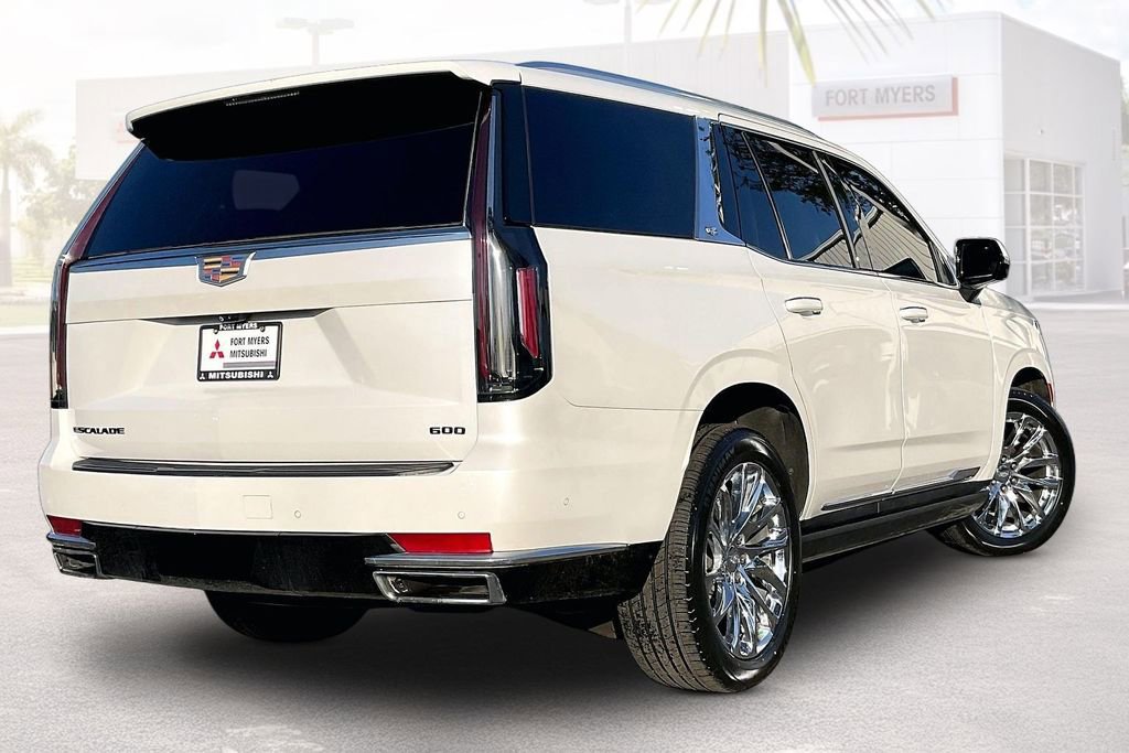 Used 2022 Cadillac Escalade Premium Luxury w/ Touring Package image 33