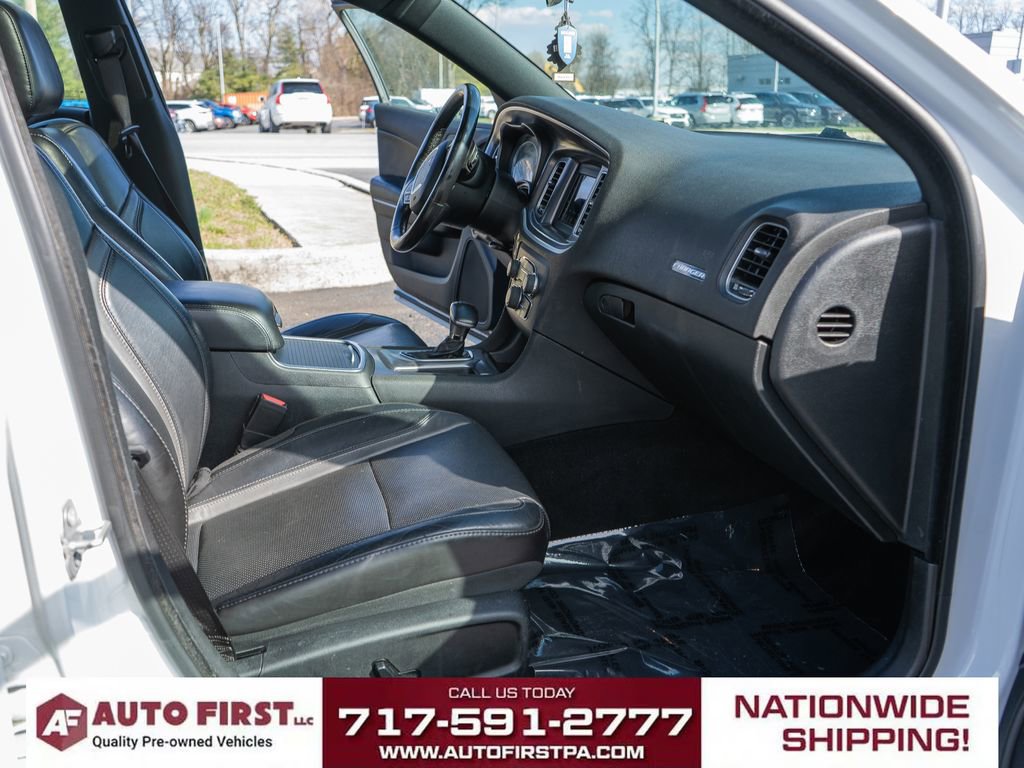 Used 2020 Dodge Charger SXT w/ Leather Interior Group image 16