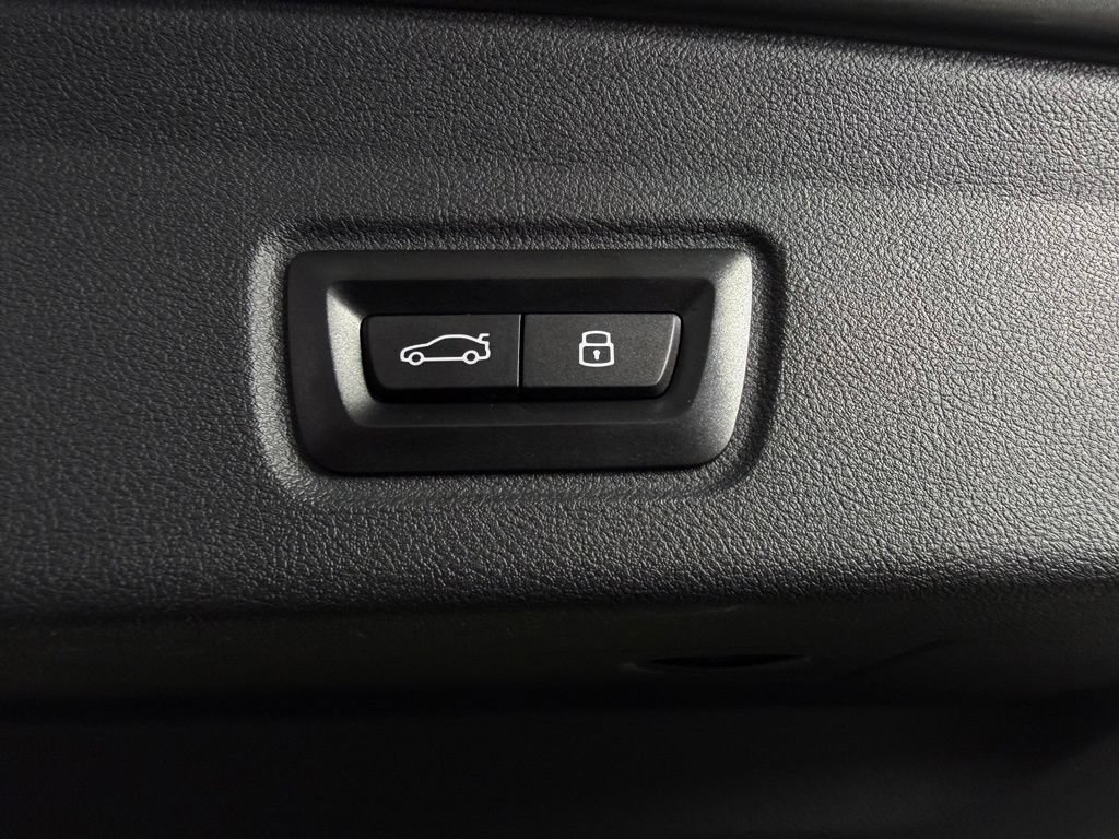 Used 2024 BMW i4 eDrive35 RWD image 29