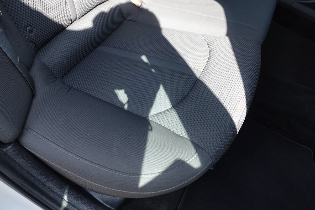 Used 2019 Kia Optima LX FWD image 25