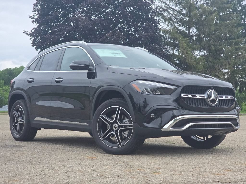 New 2026 Mercedes-Benz GLA 250 4MATIC image 1