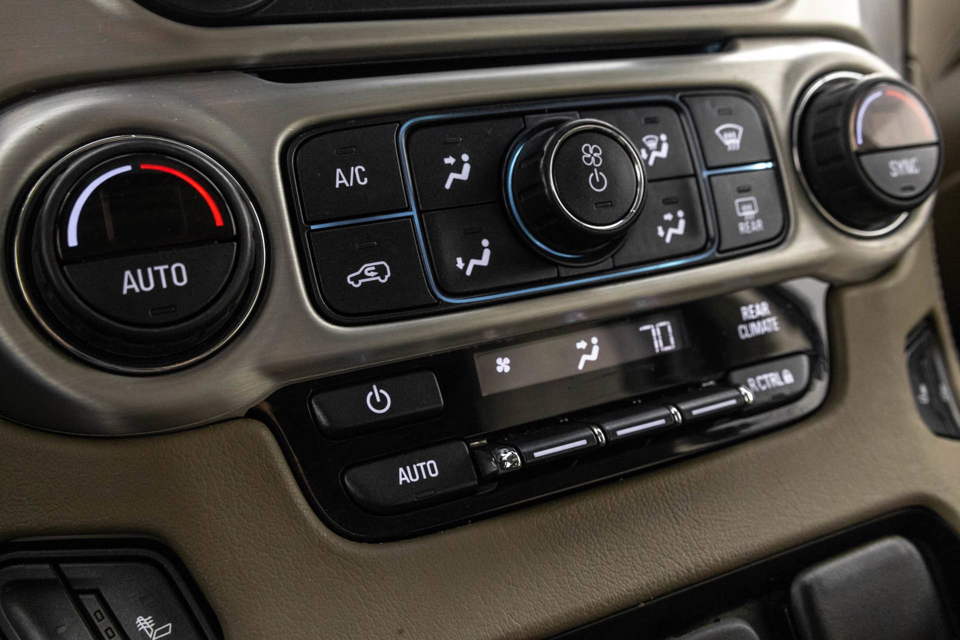 Used 2019 GMC Yukon SLT AWD/4WD image 34