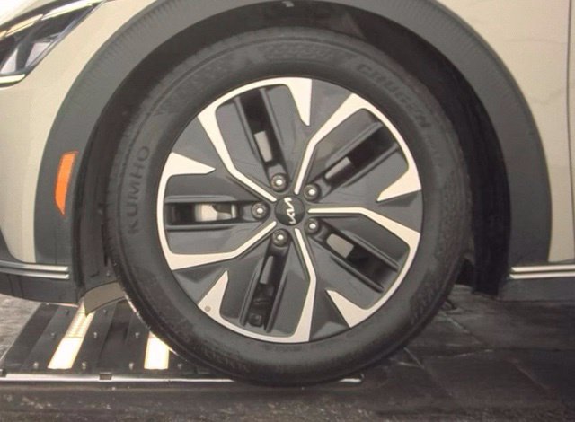 Certified 2024 Kia EV6 Light RWD image 18