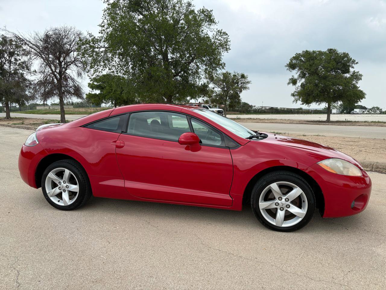 Used 2007 Mitsubishi Eclipse GS FWD image 56