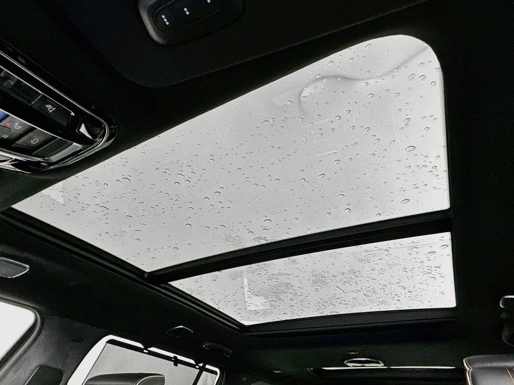 New 2026 Jeep Grand Wagoneer Summit AWD/4WD image 14