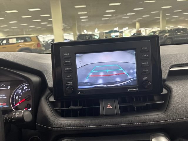 Used 2020 Toyota RAV4 XLE AWD/4WD image 19