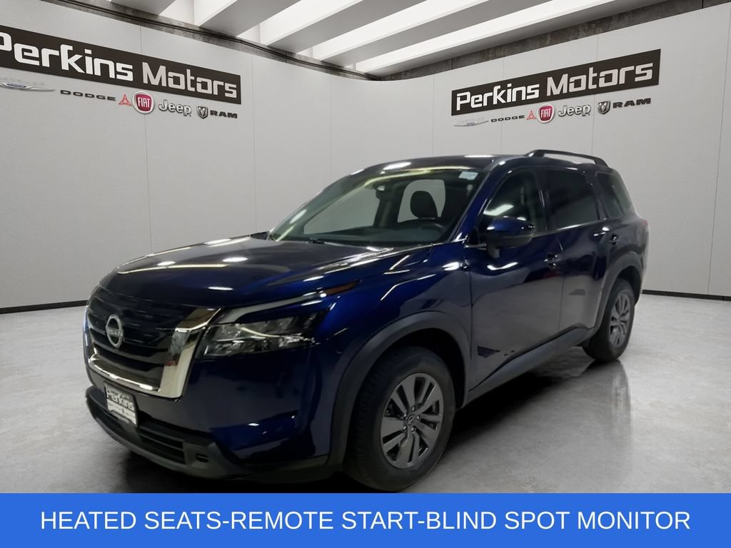 Used 2025 Nissan Pathfinder SV
